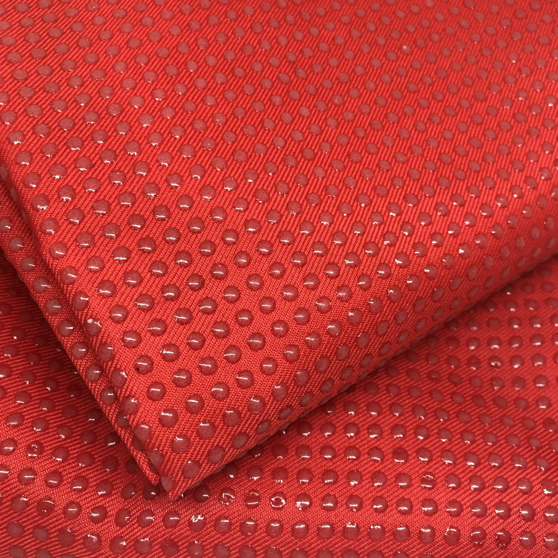 Прямые продажи с фабрики, настоящая силиконовая нескользящая ткань, капельная пластиковая ткань, противоскользящая ткань, габардин, точечная пластиковая ткань, которую можно разрешить