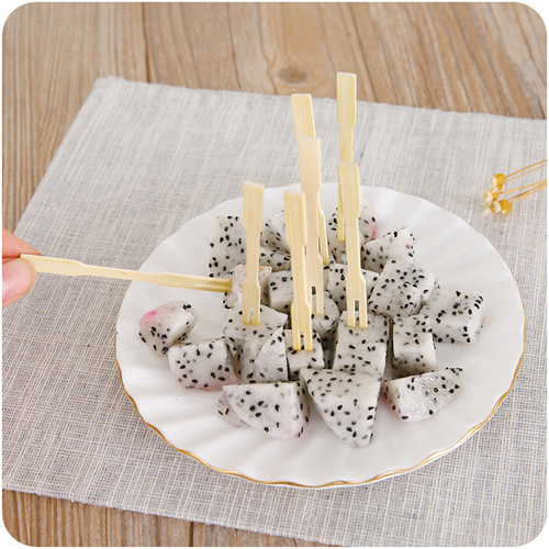 Disposable snack cake picks, household dessert forks, fashionable, creative, environmentally friendly and hygienic bamboo fruit forks wholesale