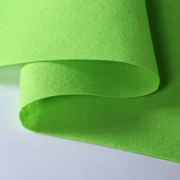 Green, 100meter
