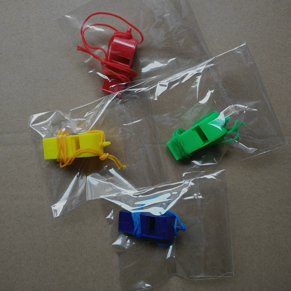 Прямые продажи с фабрики! OPP пакет упакованный одиночный индивидуально упакованный пластиковый свисток свисток красочный свисток