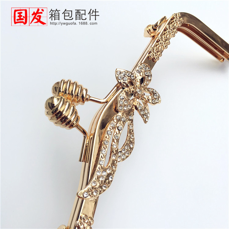 No hay agujeros de tornillo en stock 20,5 cm abovedados sin agujeros de rosca de oro con agujeros de tornillo de oro más ligero