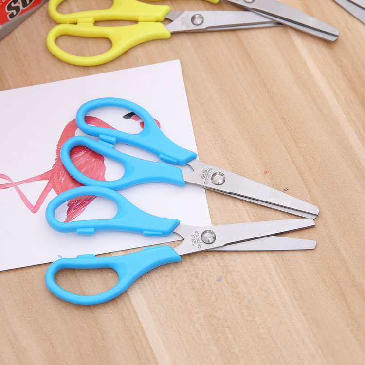 Suministros para estudiantes tijeras multifuncionales hechas a mano tijeras de seguridad para niños papelería al por mayor
