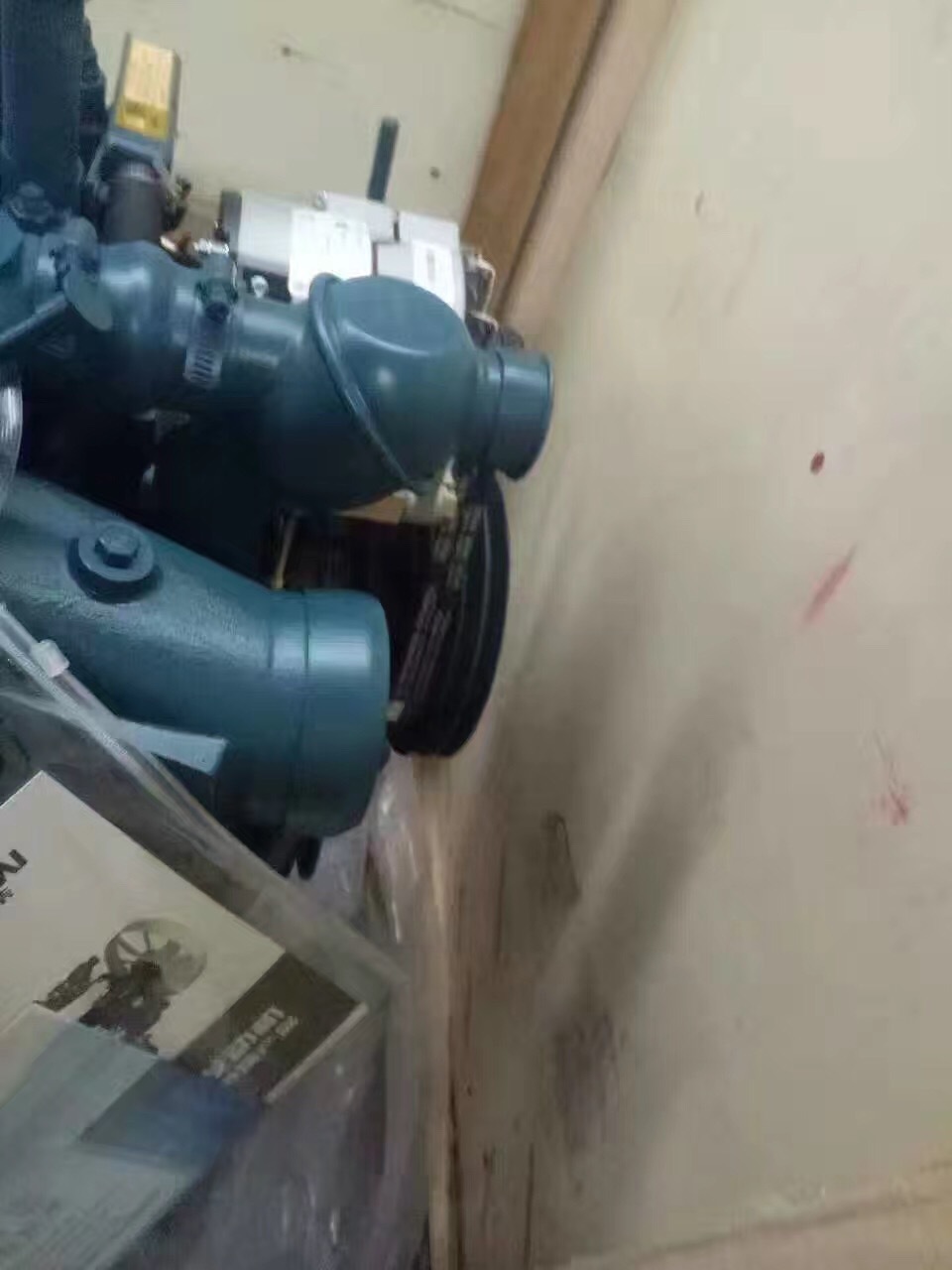 潍柴车用再制造柴油机WD615.56柴油机260马力代理销售