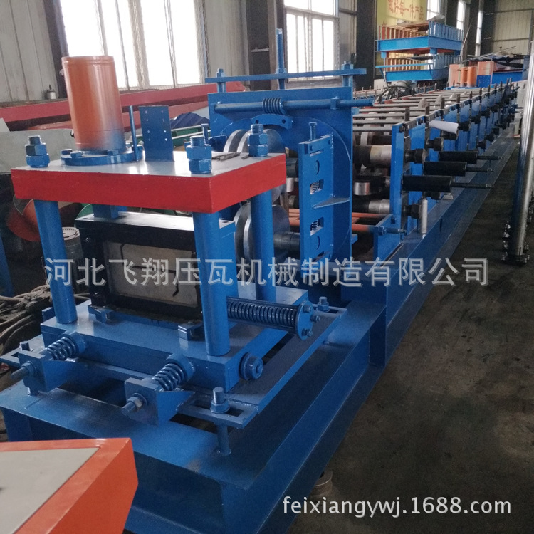 供应全自动z型钢檩条机冷弯成型设备扭断剪切无噪音更省原料