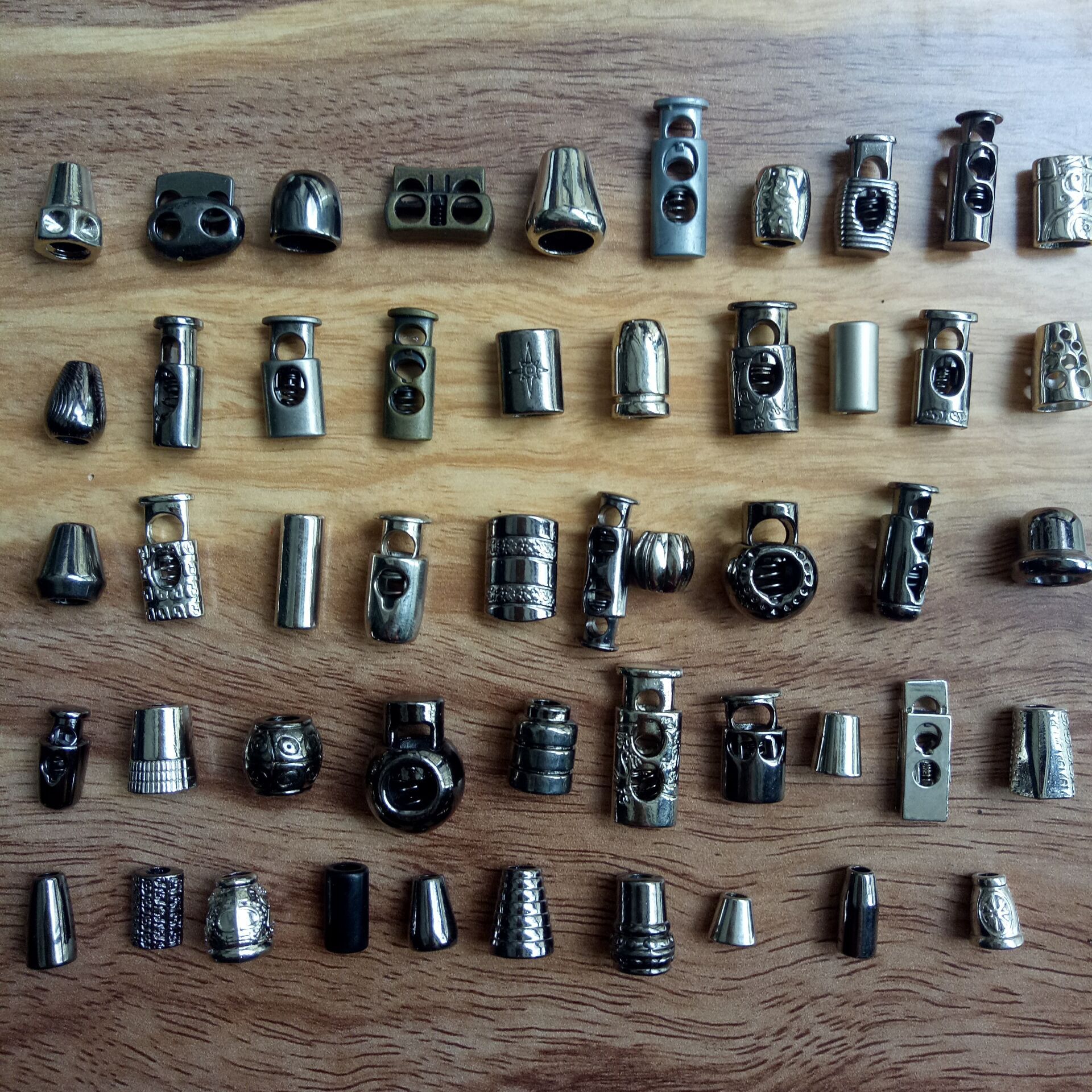 厂家直销质量保证价格优惠合金吊钟 电镀合金吊钟 量多包邮