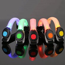 LED�ܲ���ҹ�ܷ����ֻ�����Ż�����۴���ȫ��ʾ�źŵ�ӦԮ�ſ�