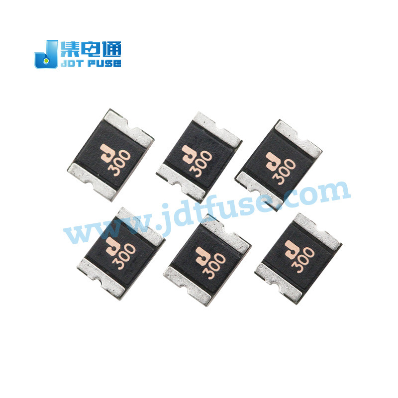 贴片保险丝ASMD1812-300-12V集电通1812自恢复保险丝3A8V