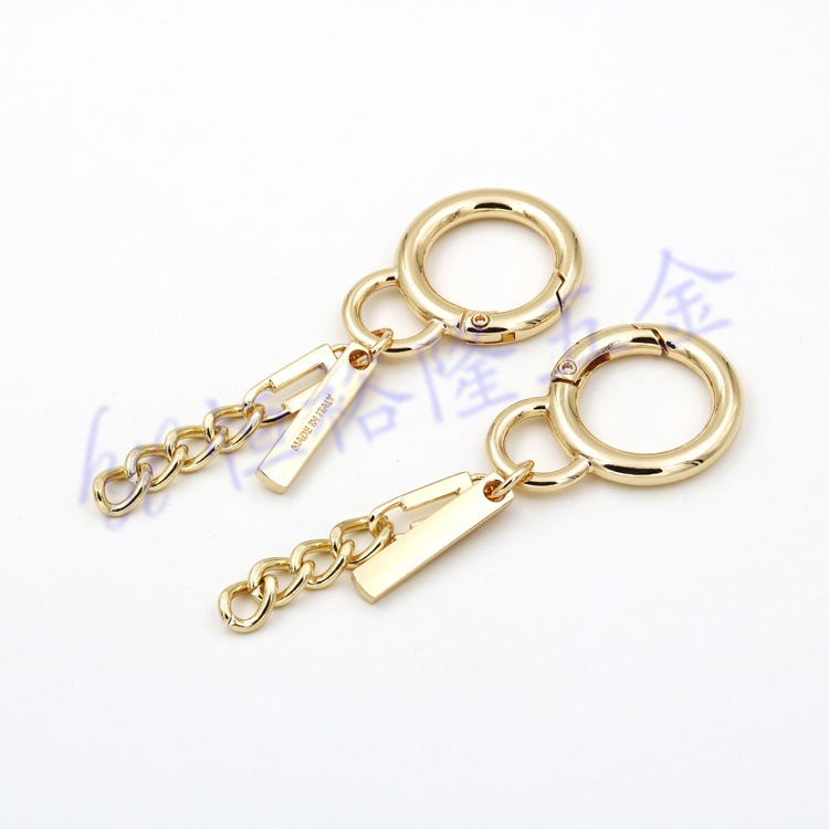 【厂家批发】箱包五金毛球小怪兽8字弹簧圈 老佛爷毛球吊饰钥匙扣