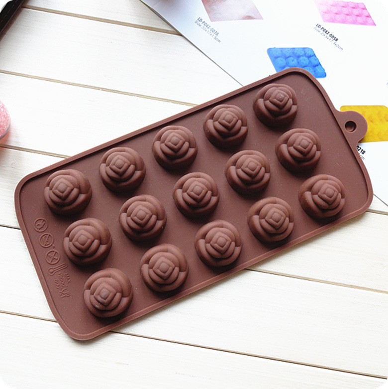 厂家供应硅胶蛋糕模15连玫瑰硅胶巧克力模手工皂模DIY模具