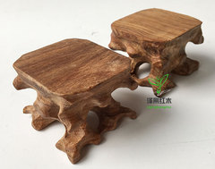 Mahogany crafts, strange jade stones, irregular root carvings, walnut seals, vase ornaments, small bases