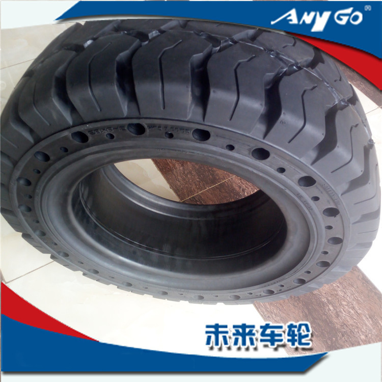 厂家销售AnyGo品牌28x9－15侧孔易装实心叉车轮胎8.15－15轮胎