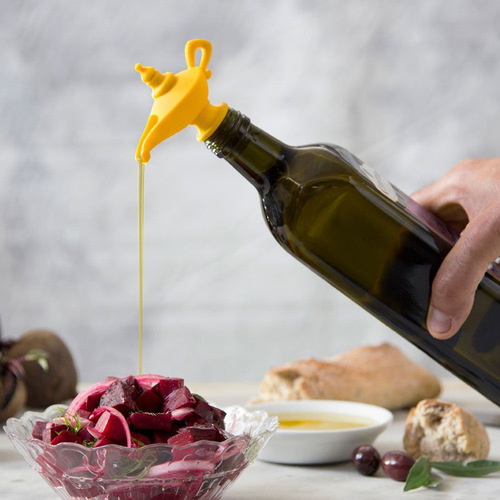 Creative silicone Aladdin magic lamp wine pourer, kitchen pouring spout, leak-proof sealing stopper, spiral wine bottle stopper