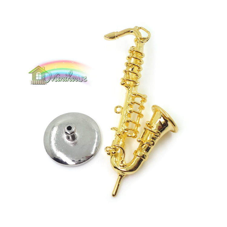 1:6 accesorios de casa de muñecas Dollhouse mini instrumento musical aleación saxofón modelo simulación escena de la vida
