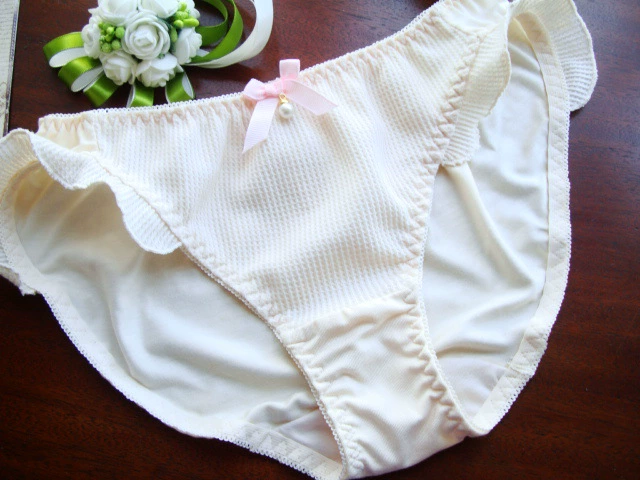 Pendant pearl, underwear, pants