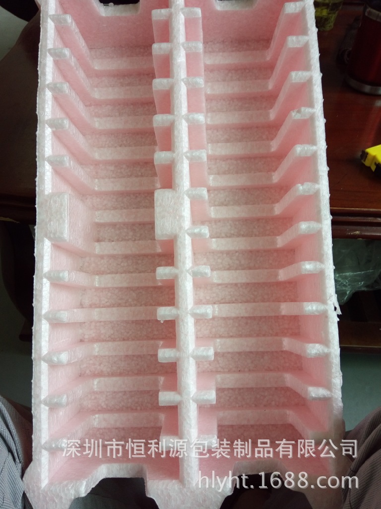 供应EEPS  白色发泡胶产品   EPS颗粒   锡膏箱泡沫