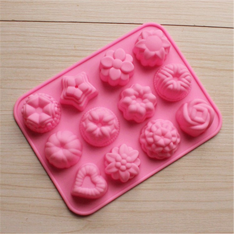 硅胶蛋糕杯 蛋糕模型12连花形花草模 布丁果冻模型手工皂模具