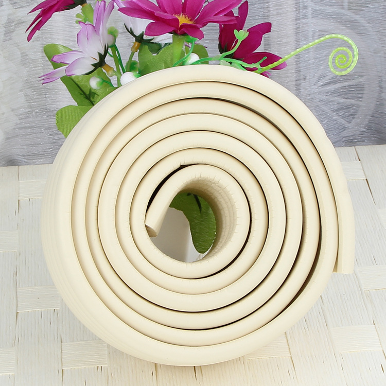 Krem / Lebar 80mm * tebal 8mm * panjang 2 m, dengan perekat dua sisi panjang 4 m
