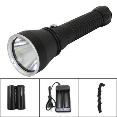 The second generation XHP70 diving flashlight stepless dimming diving flashlight P70 diving flashlight underwater 80 meters strong light