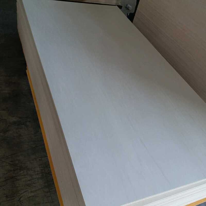 Factory supply double-sided bleached poplar plywood 2mm-5mm plain poplar plywood plywood craft board