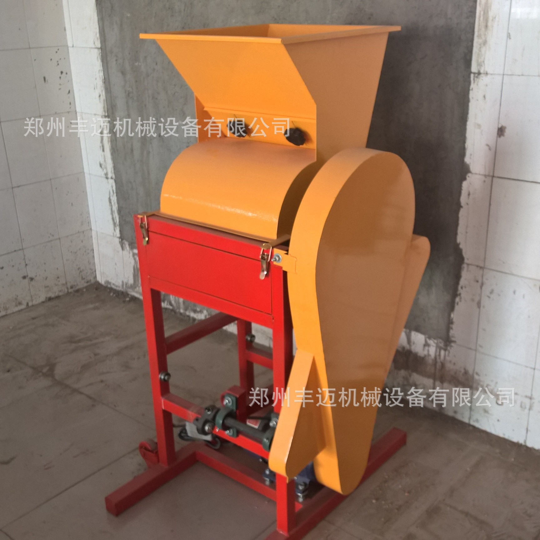 供应不伤种子花生剥壳机 产量高 噪音小节能 新一代花生脱壳机