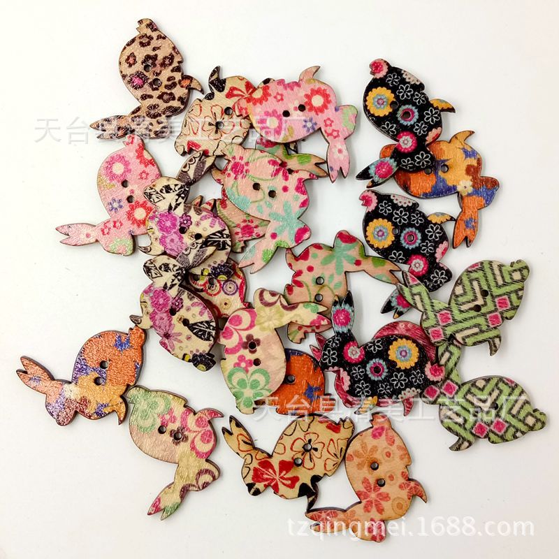 30*30 botones de conejo de Pascua de dos agujeros de madera bienvenida al por mayor 50 piezas/paquete