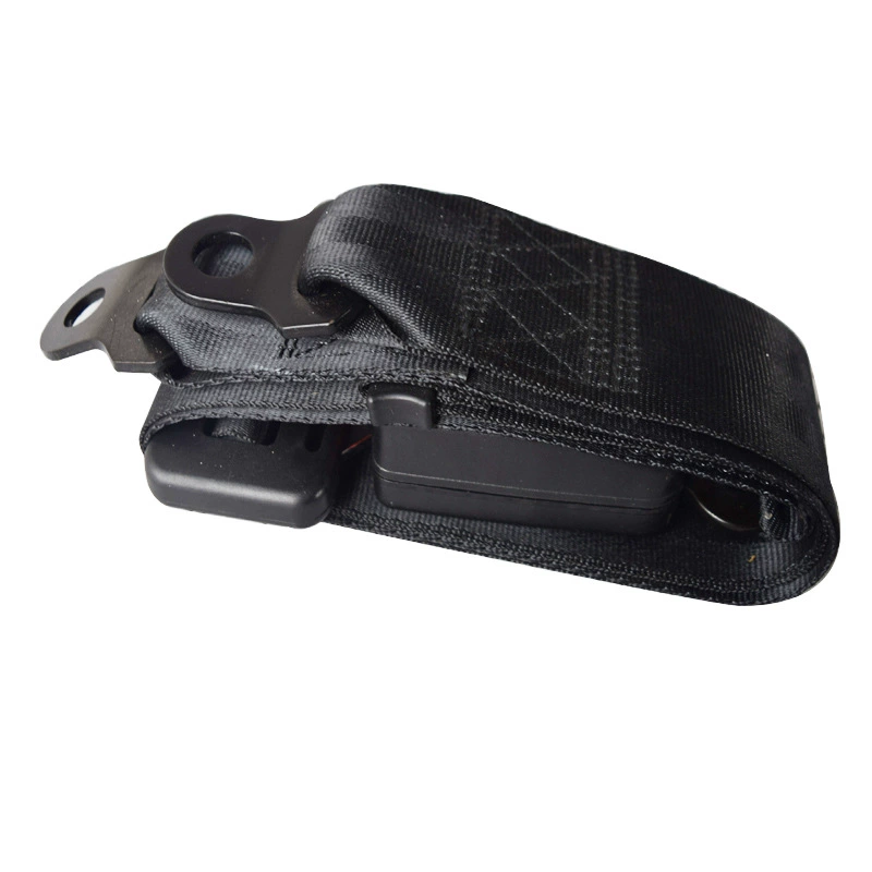Equipment for amusement parks, seat belt