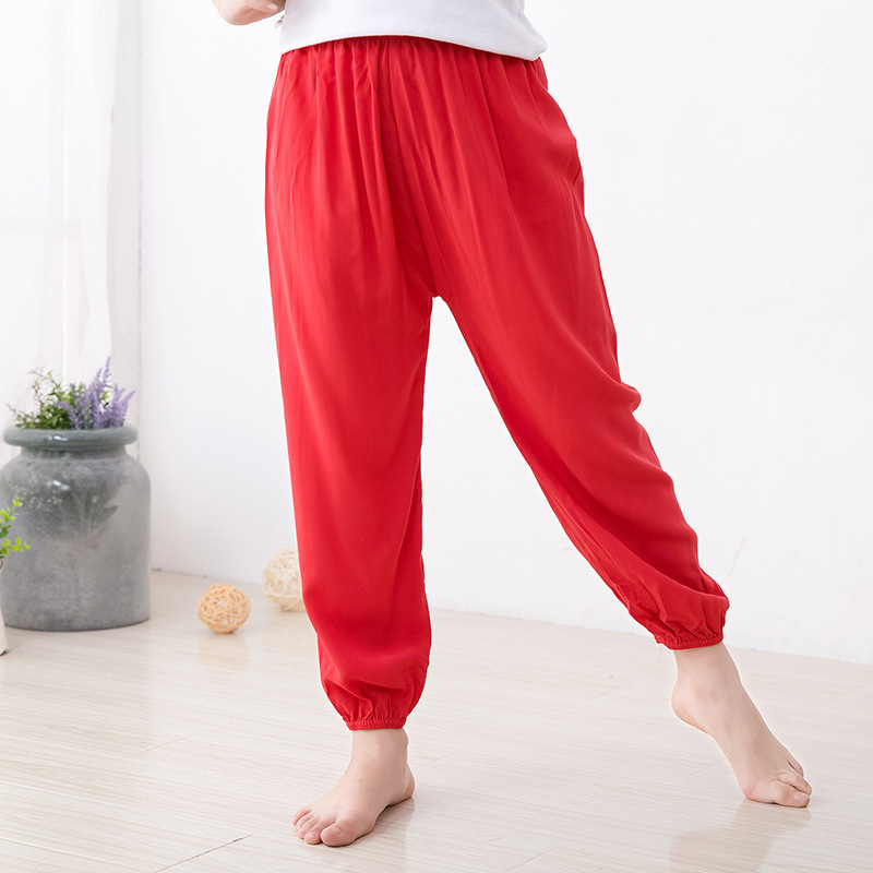 Bloomers de seda de algodón para hombres y mujeres pantalones de verano para adultos pantalones de baile a prueba de mosquitos de color sólido pantalones de artes marciales yoga Delgado image 9