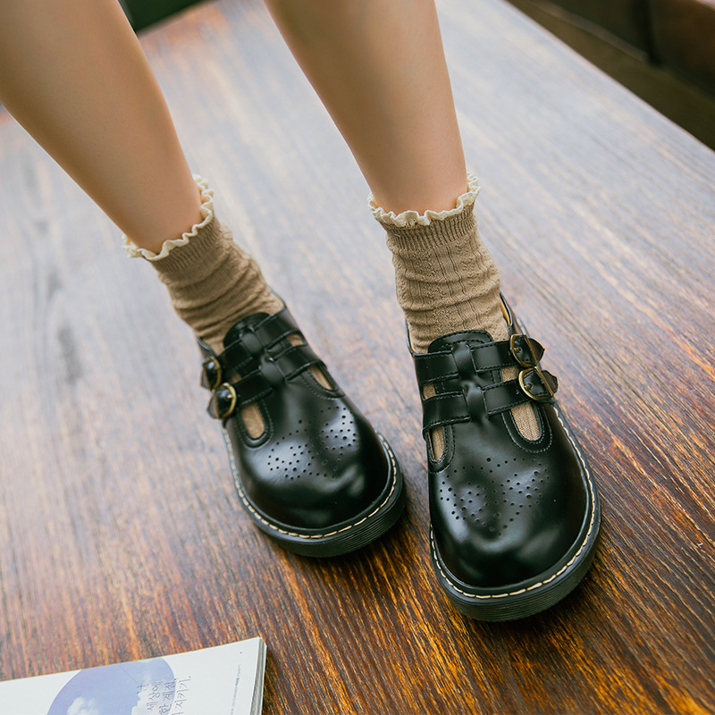Autumn power retro Mary Jane shoes round toe shallow mouth single-layer shoes Japanese style one-word double buckle white leather shoes women's fashion Autumn power retro Mary Jane shoes round toe shallow mouth single-layer shoes Japanese style one-word double buckle white leather shoes women's fashion