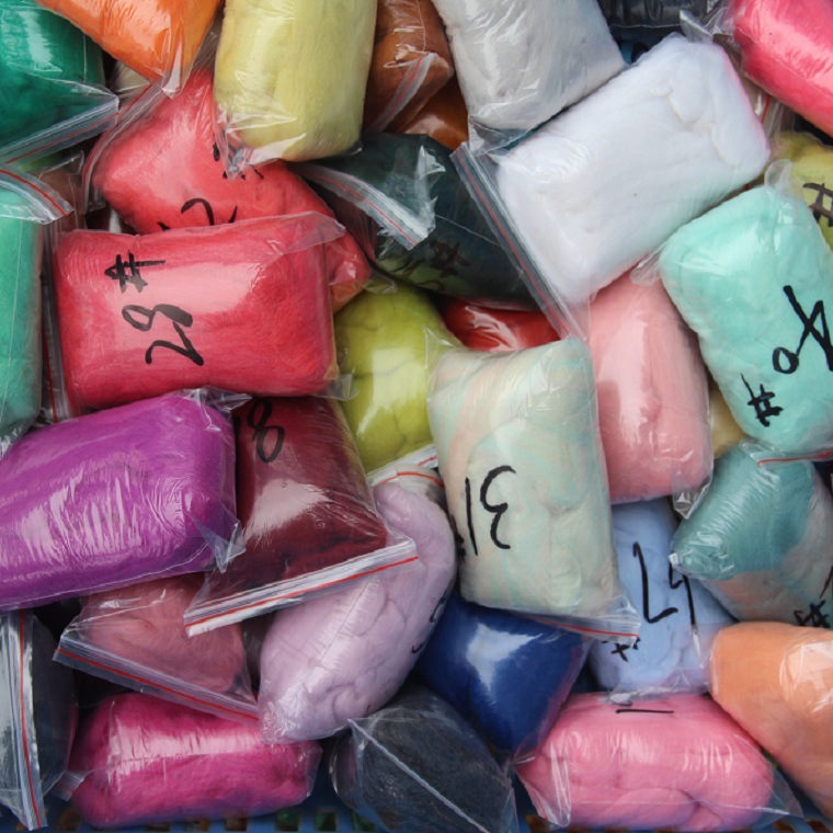 66S羊毛毡 厂家直销104色手工DIY针毡湿毡彩色羊毛条戳戳乐材料包