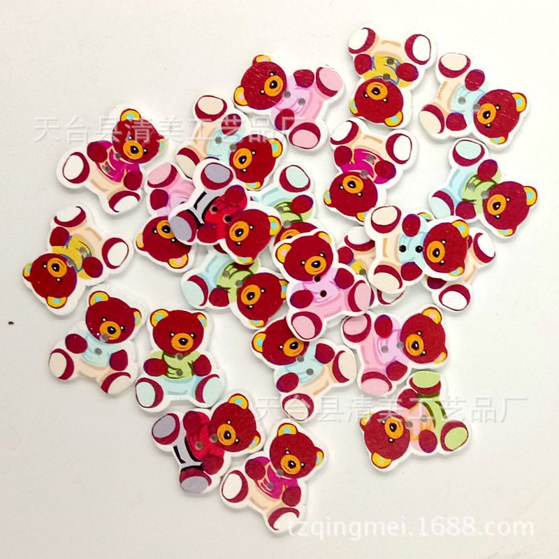 Bricolaje lindo oso de dibujos animados botones de madera niños botones hechos a mano rompecabezas de botones de madera 50 piezas por paquete