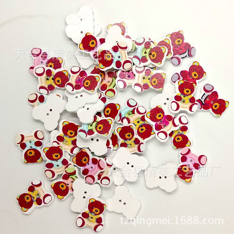 Bricolaje lindo oso de dibujos animados botones de madera niños botones hechos a mano rompecabezas de botones de madera 50 piezas por paquete