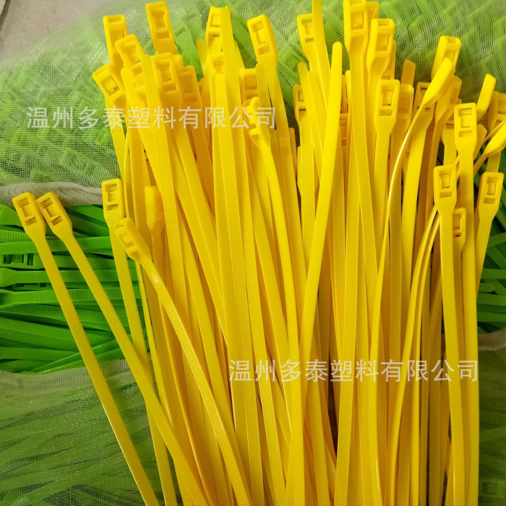 黄色  8*350mm  8*400mm 活扣尼龙扎带 淘气堡扎带 塑料扎带