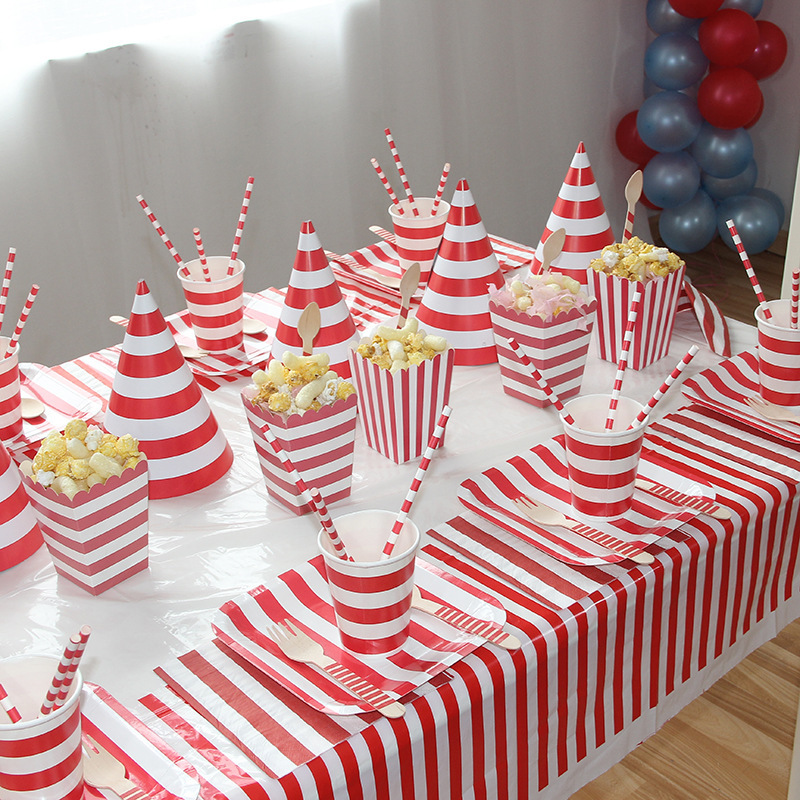 Party Supplies Disposable Tableware Dinner Plate Wooden Knife and Fork Spoon Birthday Party Tableware Paper Plate Paper Cup Straw