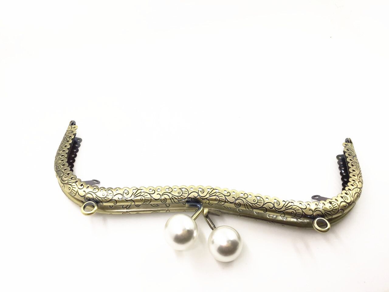 No en stock: 20.5CMM forma de dragón y phoenix encaje cabeza de perla oro caramelo cabeza de perla abrazadera