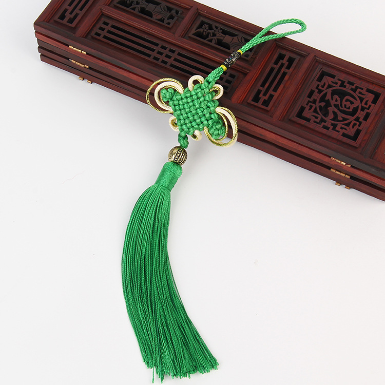 Chinese pendant with tassels