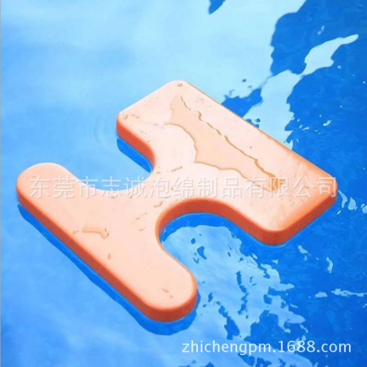 跨境热销NBR水上浸胶浮毯海上娱乐漂浮垫游戏魔毯跑道xpe泡棉浮板
