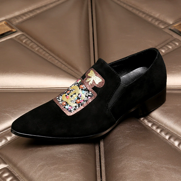 Весенне-лето новая кожаная обувь с вышивкой в этническом стиле для ночного клуба мужские модные ретро-Лоферы Tods модная обувь