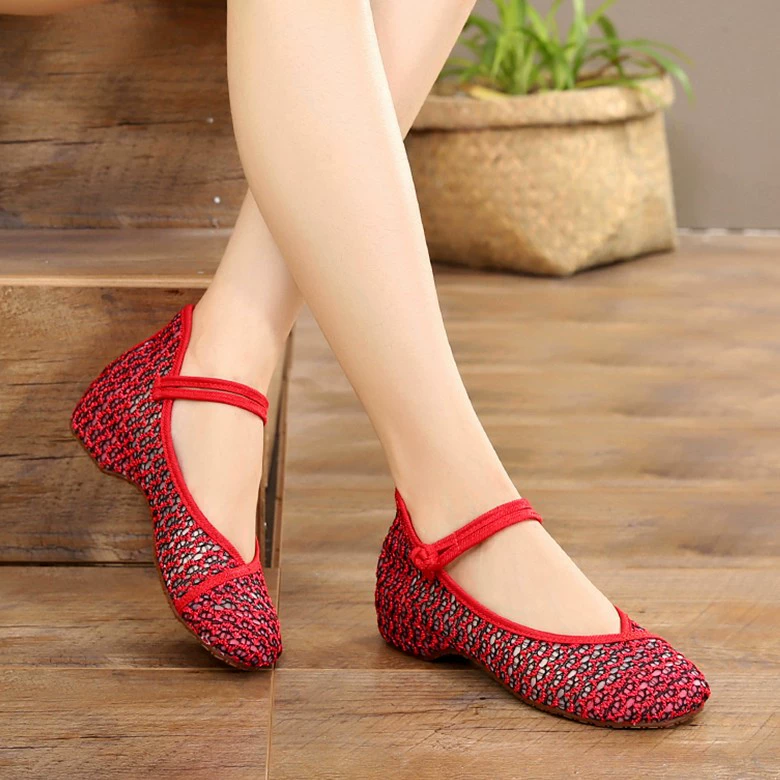 Тканевая обувь Old Beijing, Женская нескользящая обувь для мам, новые летние сандалии с коровьей подошвой, увеличивающие рост, Женская сетчатая полая женская обувь