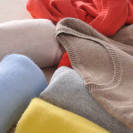 毛衣女针织女装秋冬新款圆领修身毛衫短款大码套头打底衫