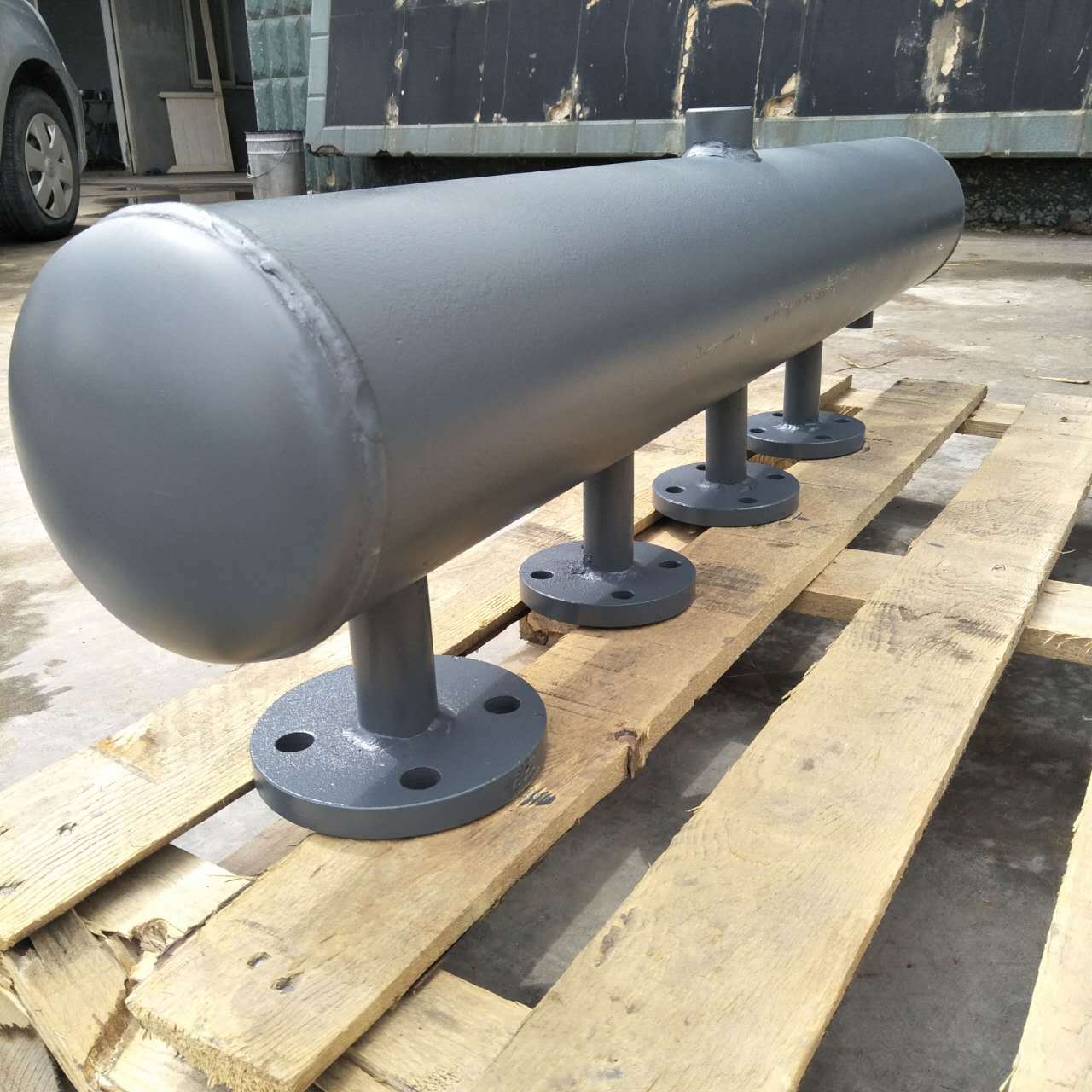 分汽缸生产厂家蒸汽分气缸氮气分气缸氧气分气缸锅炉配套设备