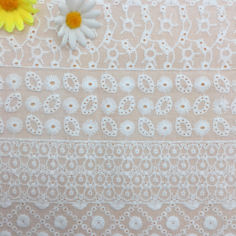 厂家直供棉布绣花 棉布绣花服装面料 时装绣花布料