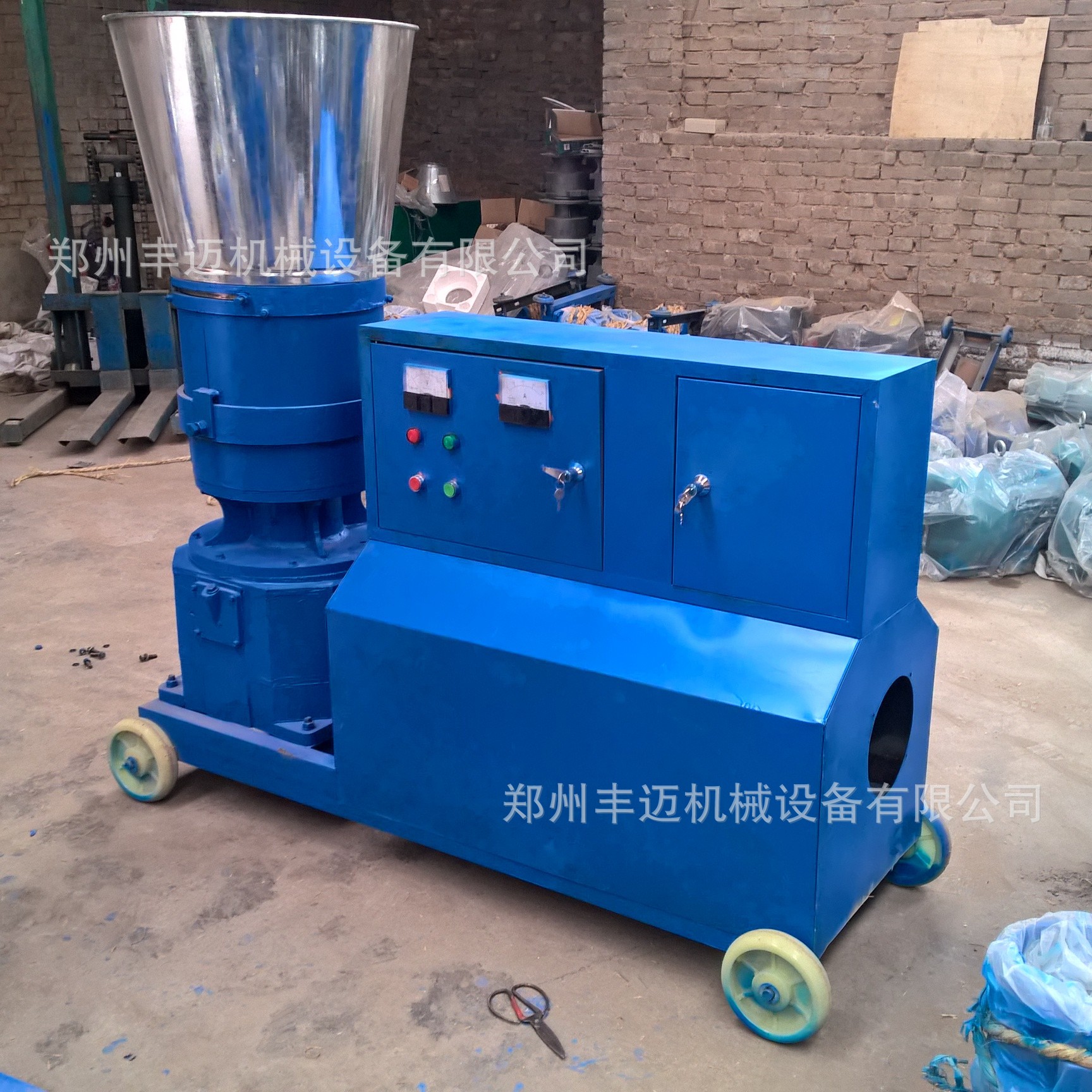 低价出售饲料颗粒成套设备 饲料颗粒机直销 颗粒饲料机成型效果好