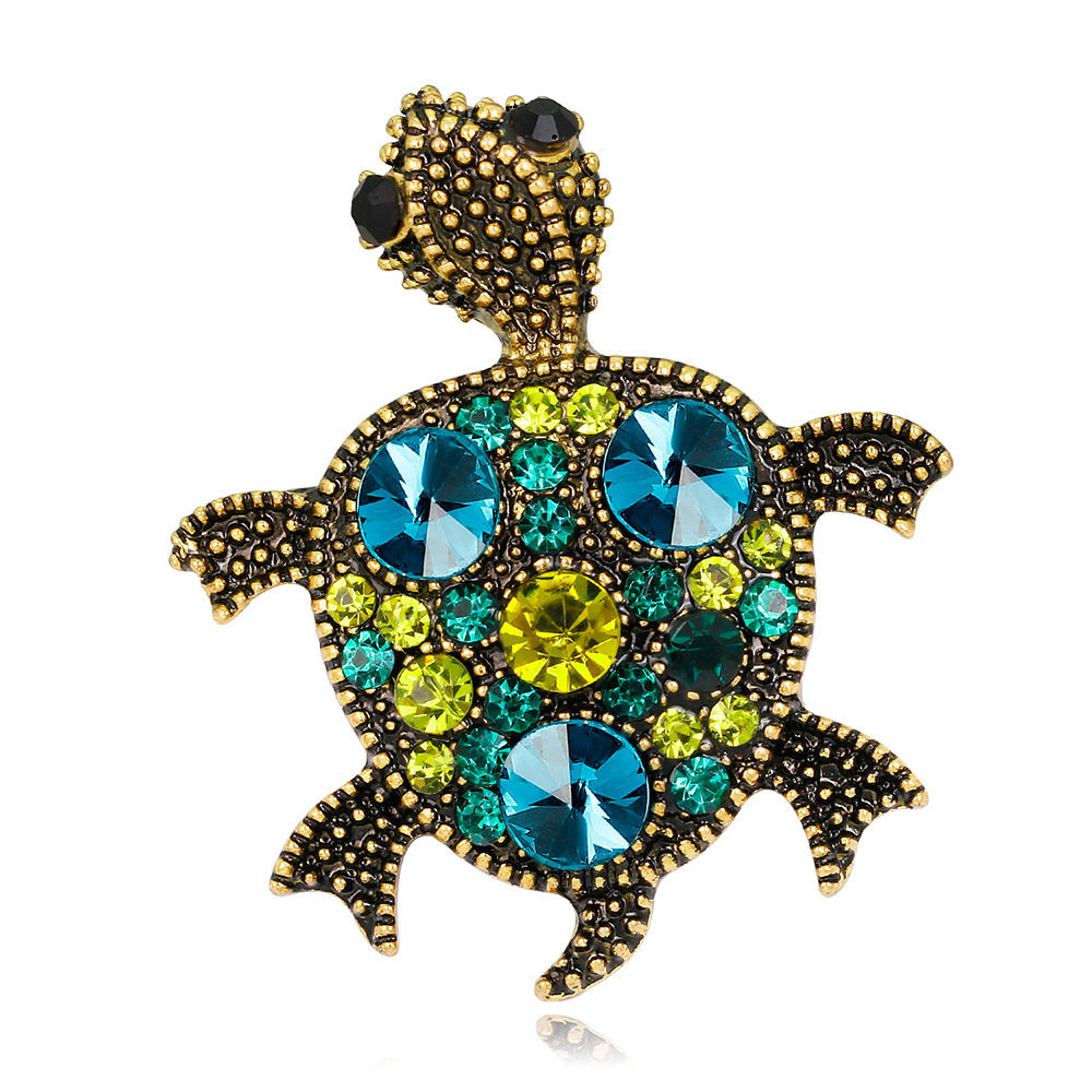 cute retro fashionable brooch