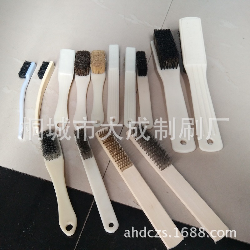 供应古文玩保养刷子黑白纯野猪鬃抛光猪鬃刷 4-6排清洁洗核桃毛刷