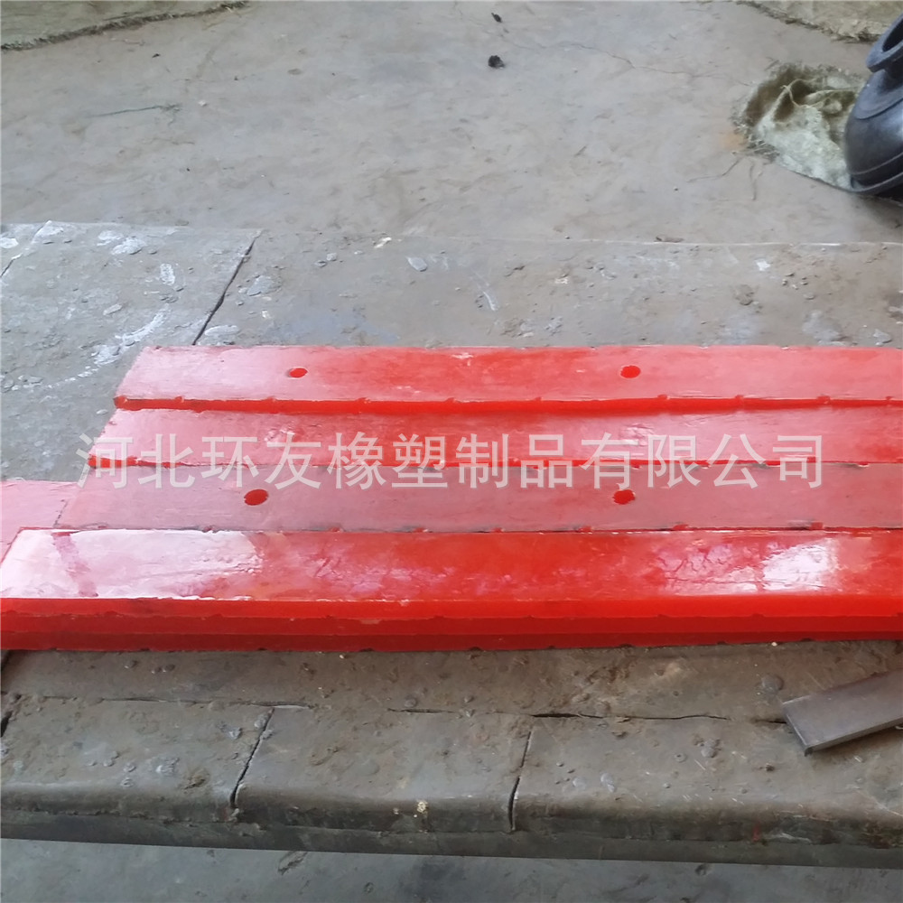 耐油，耐磨异性聚氨酯垫块-烟台富顺聚氨酯厂家定 做