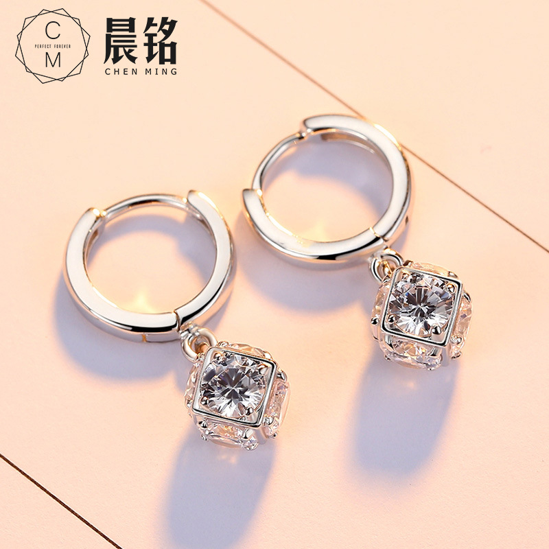 S925纯银耳饰品日韩版国气质时尚个性水晶魔方耳扣耳环不易过敏