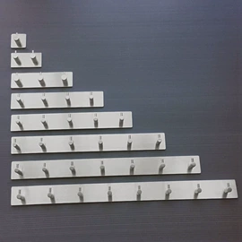 衣钩/挂钩;纸巾架;收纳架