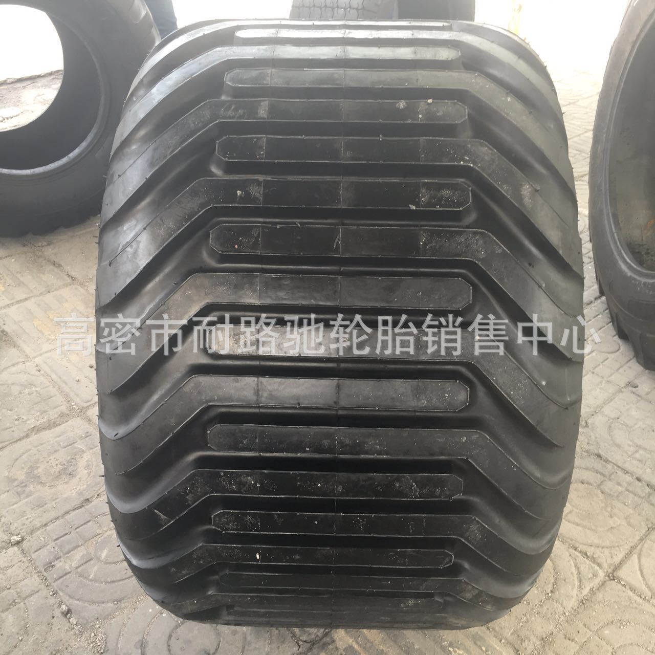 农业防悬浮真空轮胎710/55-26.5 710/45-22.5 700/45-22.5配钢圈