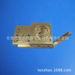 �S��ֱ�NM607���߽z���и�����Ĳ� ���߽z����ģ��