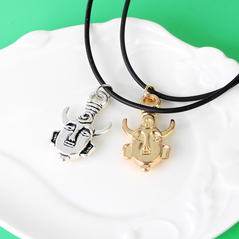 Europe and the United States around the mask Dean wear amulet necklace men's and women's accessories vintage alloy leather rope pendant pendant ornaments Europe and the United States around the mask Dean wear amulet necklace men's and women's accessories vintage alloy leather rope pendant pendant ornaments